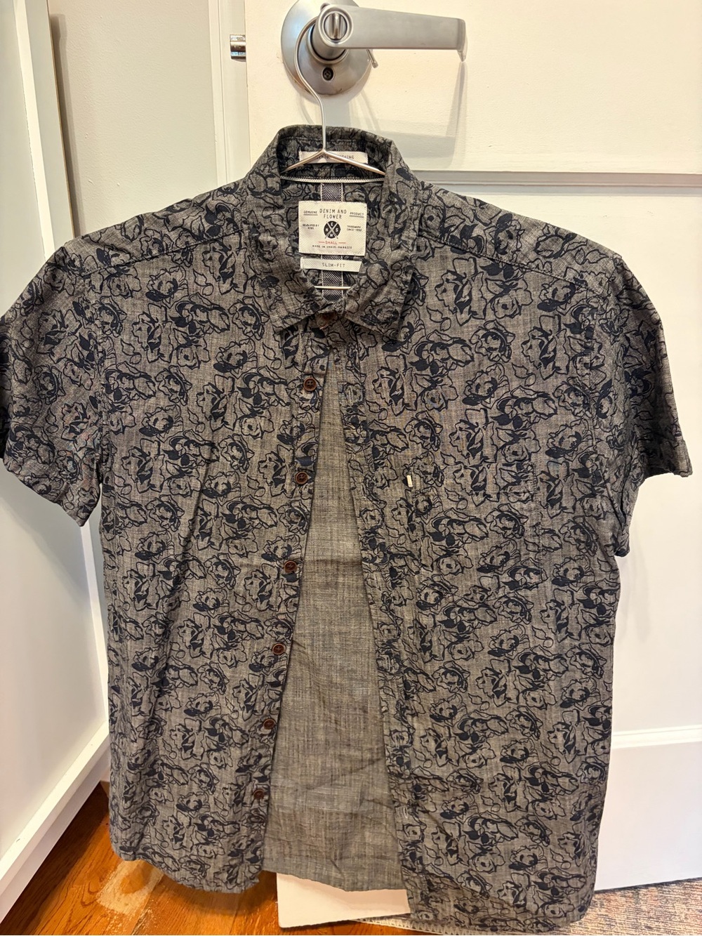 Men’s Denim & Flower Short-Sleeve Button-Down Polo Shirt